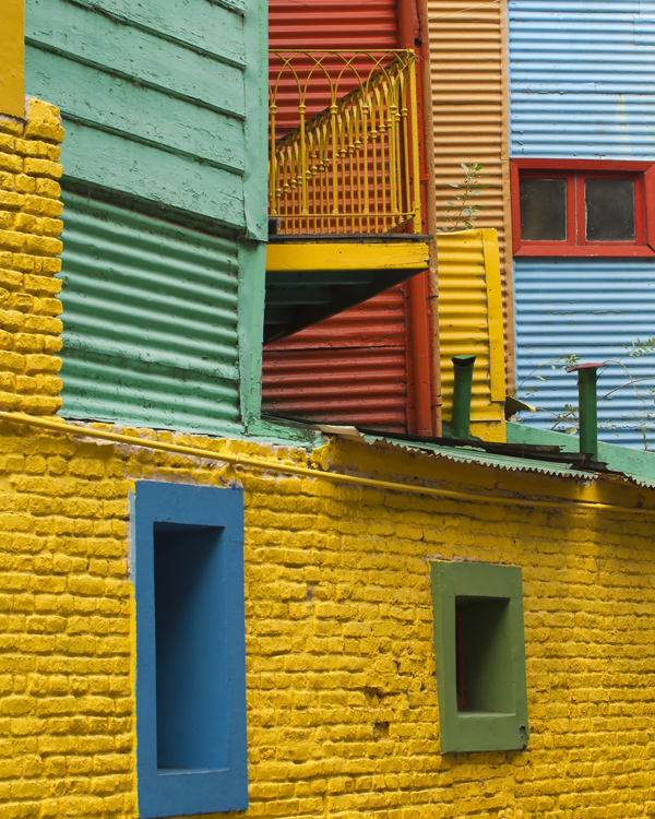 Le case colorate del Caminito, la via-museo della Boca, il quartiere degli immigrati di origine soprattutto genovese